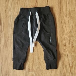Little Bipsy 0-3 Month Jogger in Black